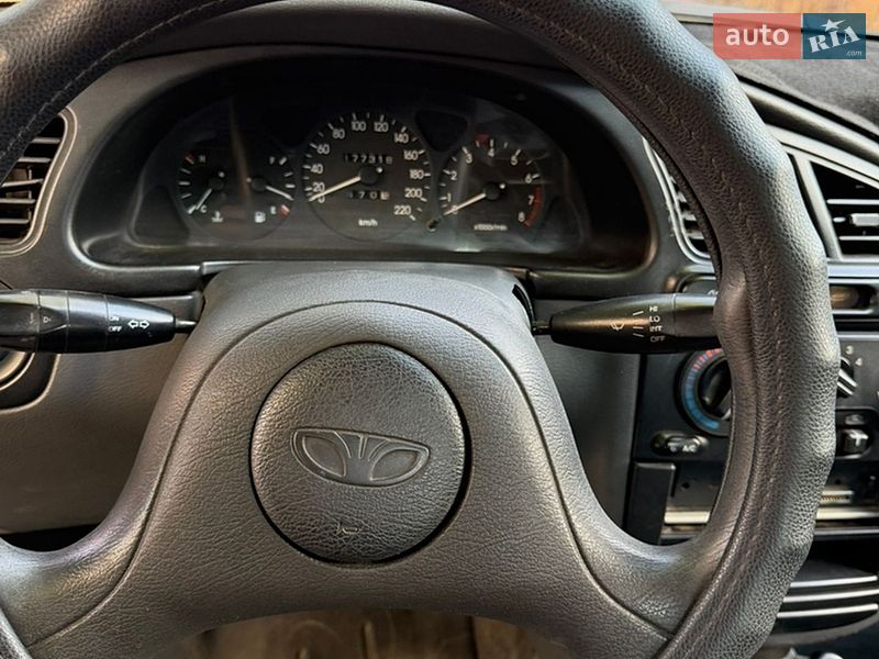 Седан Daewoo Lanos 2004 в Могилів-Подільському
