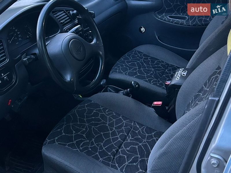 Седан Daewoo Lanos 2003 в Коростене фото 5 Седан Daewoo Lanos 2003 в Коростене