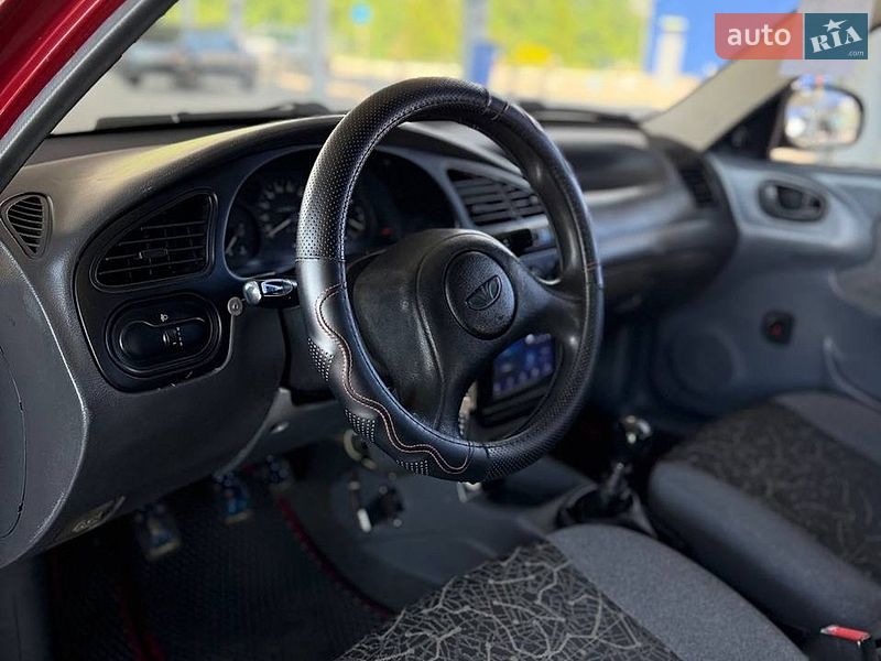 Седан Daewoo Lanos 2011 в Запорожье