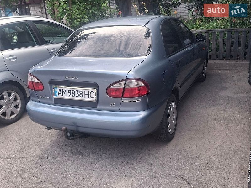 Седан Daewoo Lanos 2008 в Малине