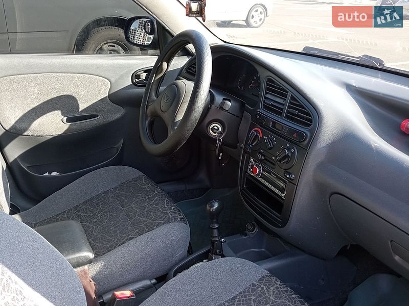 Седан Daewoo Lanos 2006 в Києві