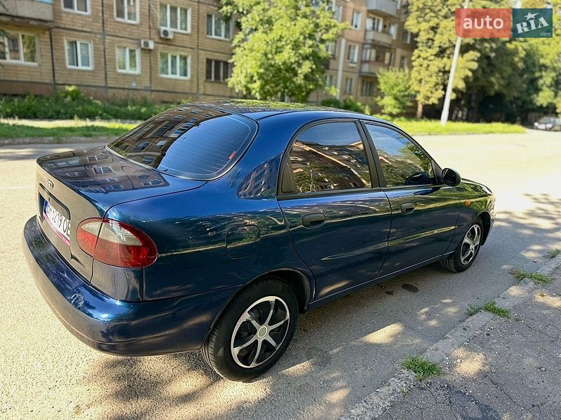 Седан Daewoo Lanos 2006 в Кривом Роге