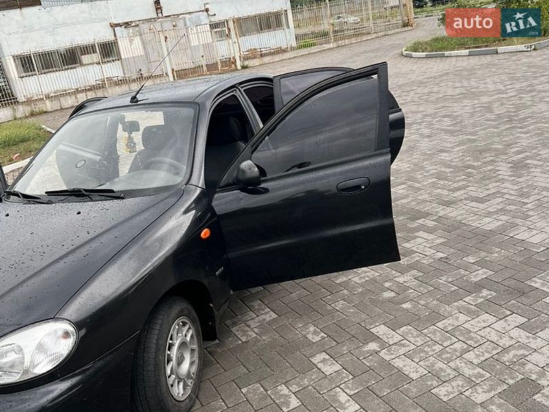 Седан Daewoo Lanos 2006 в Запорожье