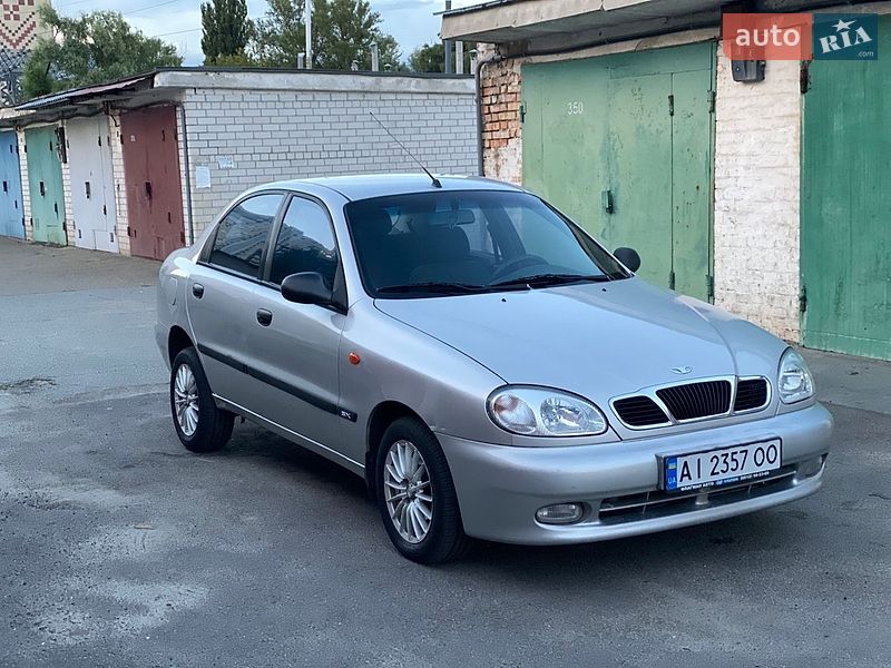 Седан Daewoo Lanos 2004 в Киеве