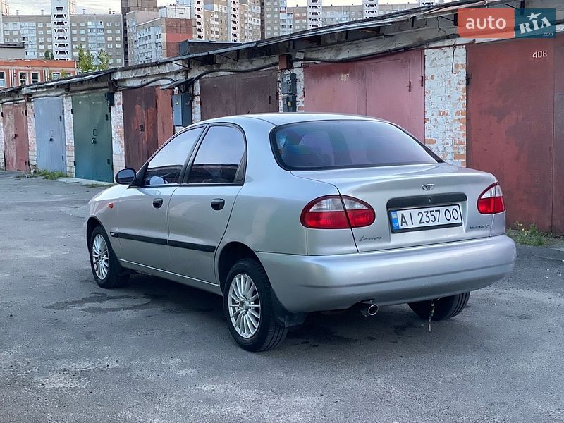 Седан Daewoo Lanos 2004 в Киеве