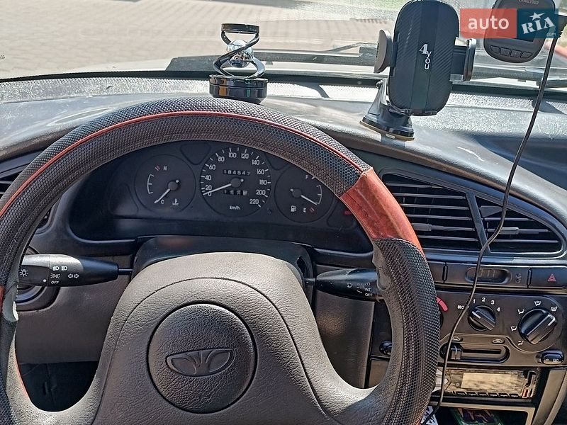 Седан Daewoo Lanos 2008 в Дубні