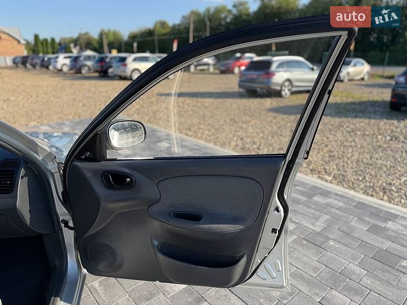 Седан Daewoo Lanos 2008 в Коломые