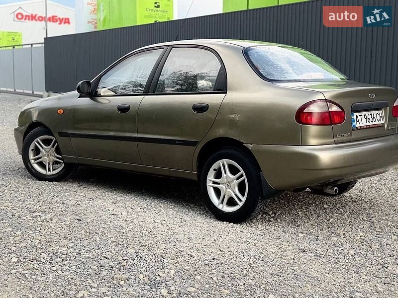 Седан Daewoo Lanos 2004 в Івано-Франківську