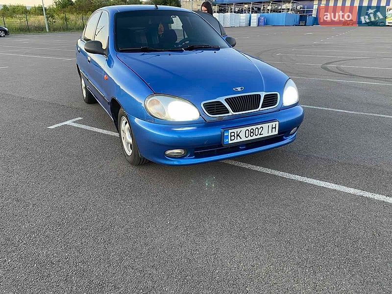Седан Daewoo Lanos 2008 в Рівному