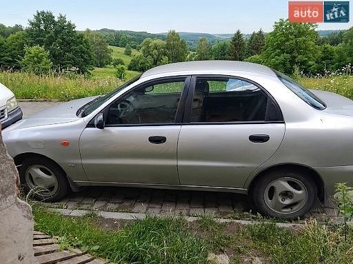 Седан Daewoo Lanos 2004 в Львове