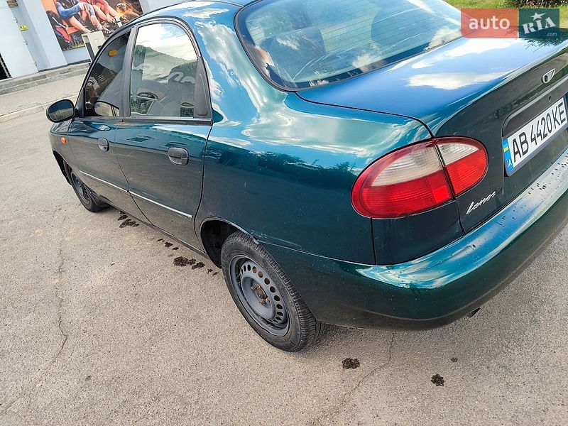 Седан Daewoo Lanos 2003 в Умані