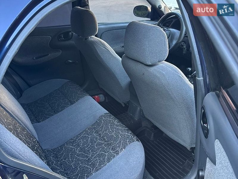 Седан Daewoo Lanos 2005 в Полтаве