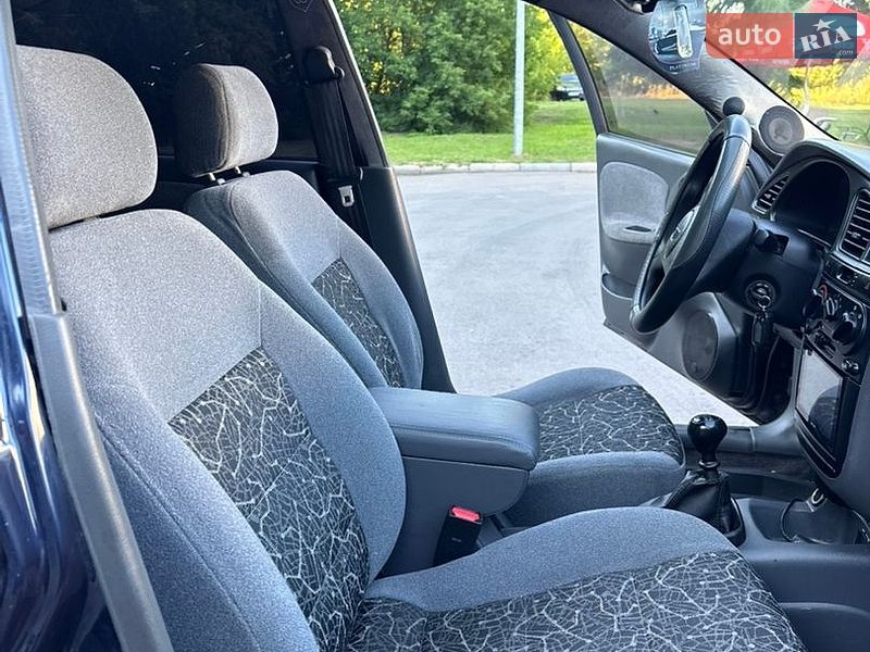Седан Daewoo Lanos 2005 в Полтаве
