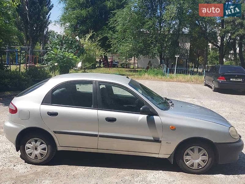 Хэтчбек Daewoo Lanos 2004 в Днепре