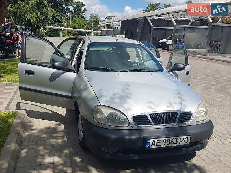 Хэтчбек Daewoo Lanos 2004 в Днепре