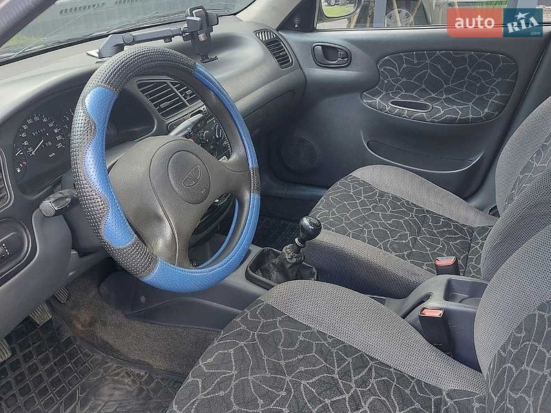 Хэтчбек Daewoo Lanos 2004 в Днепре
