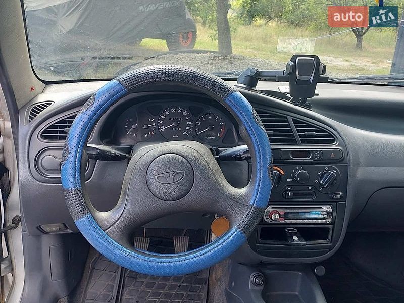Хэтчбек Daewoo Lanos 2004 в Днепре