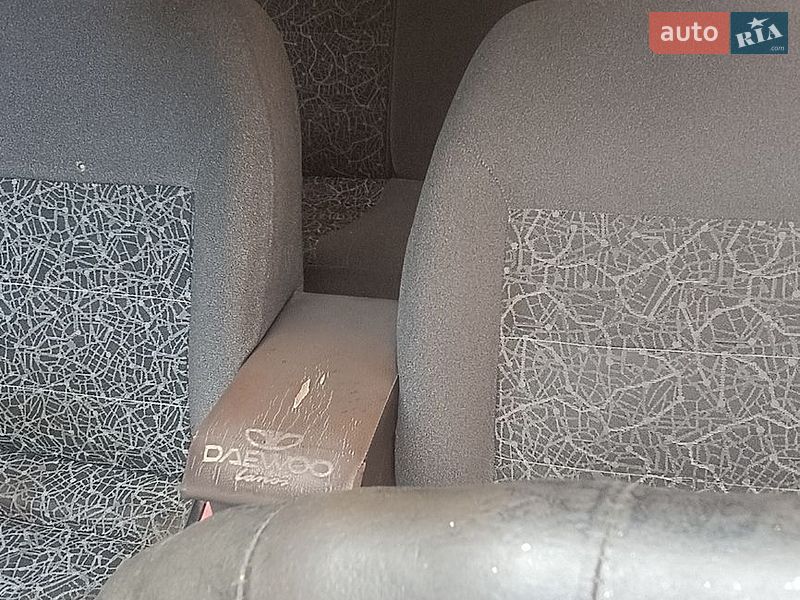 Седан Daewoo Lanos 2006 в Стрые