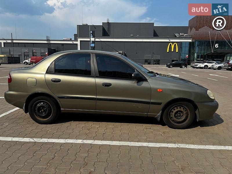 Седан Daewoo Lanos 2004 в Києві