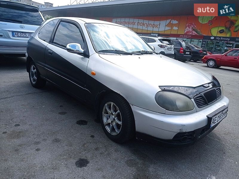 Седан Daewoo Lanos 2003 в Дніпрі
