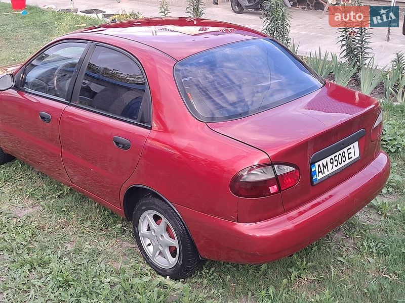 Седан Daewoo Lanos 2008 в Дубно