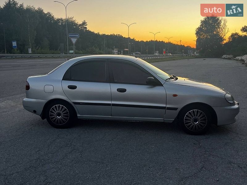 Седан Daewoo Lanos 2008 в Березане