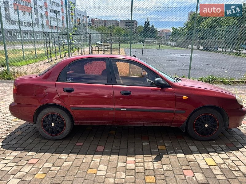 Седан Daewoo Lanos 2006 в Ужгороде