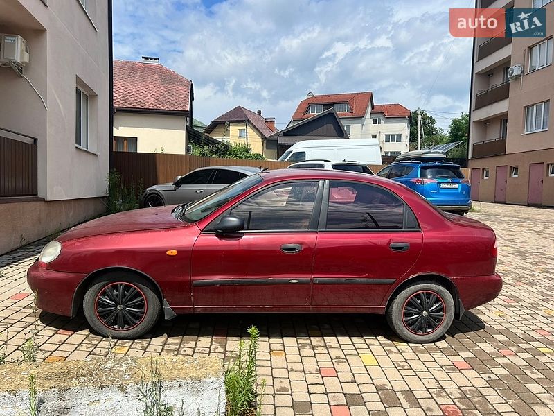 Седан Daewoo Lanos 2006 в Ужгороде