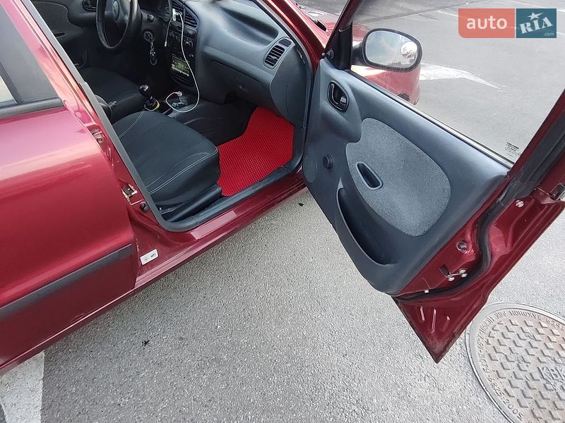 Седан Daewoo Lanos 2007 в Киеве