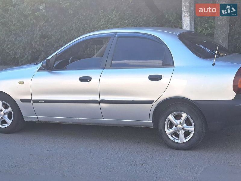 Седан Daewoo Lanos 2008 в Киеве