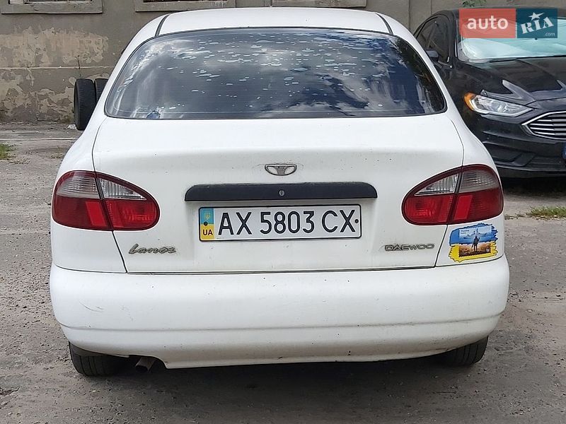 Седан Daewoo Lanos 2003 в Харкові