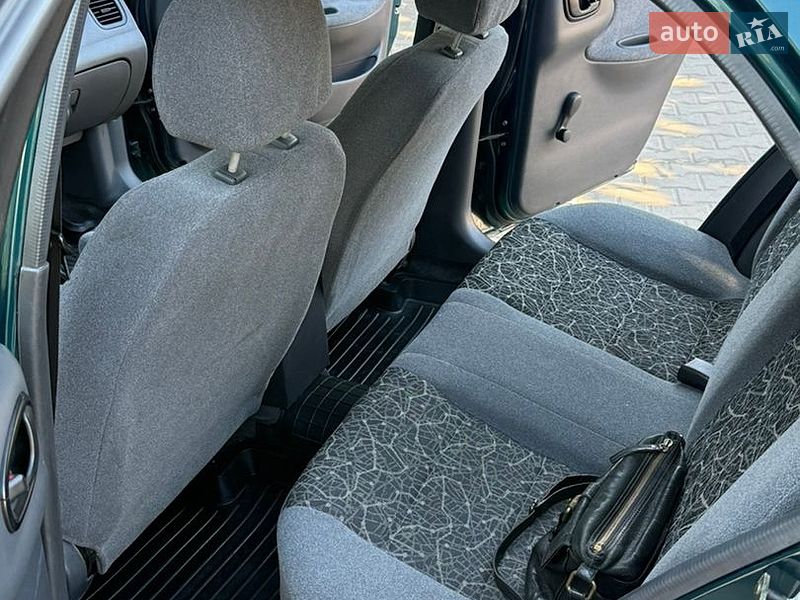 Седан Daewoo Lanos 2005 в Кривом Роге