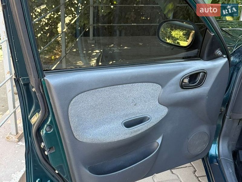 Седан Daewoo Lanos 2005 в Кривом Роге