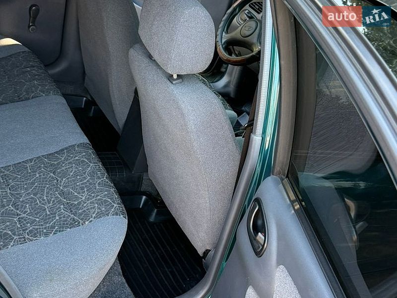 Седан Daewoo Lanos 2005 в Кривом Роге