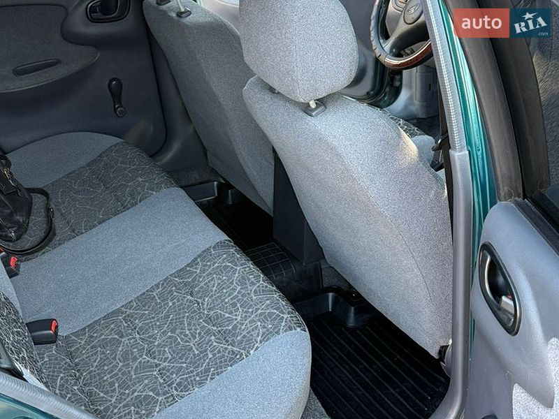 Седан Daewoo Lanos 2005 в Кривом Роге