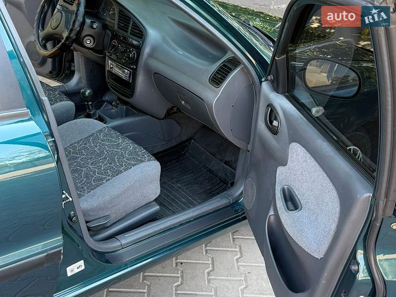 Седан Daewoo Lanos 2005 в Кривом Роге