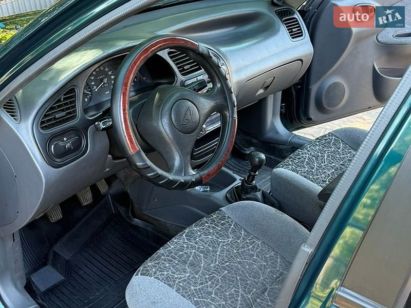 Седан Daewoo Lanos 2005 в Кривом Роге