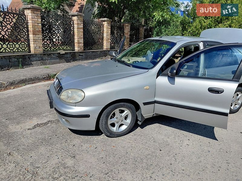 Седан Daewoo Lanos 2005 в Вараші
