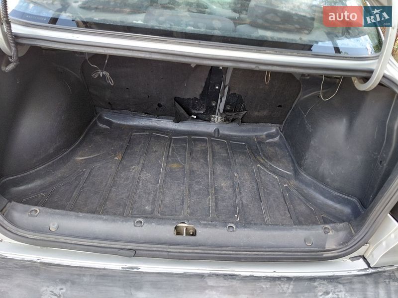 Седан Daewoo Lanos 2005 в Вараші