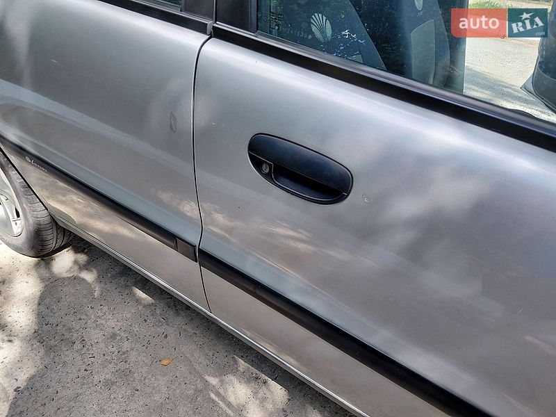 Седан Daewoo Lanos 2005 в Вараші
