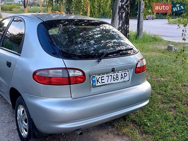 Хетчбек Daewoo Lanos 2003 в Дніпрі