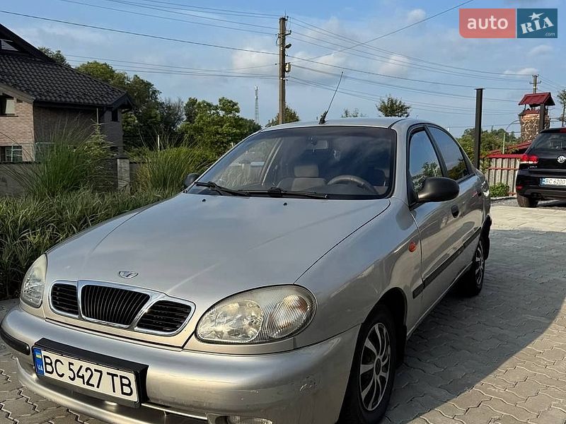 Седан Daewoo Lanos 2005 в Львові