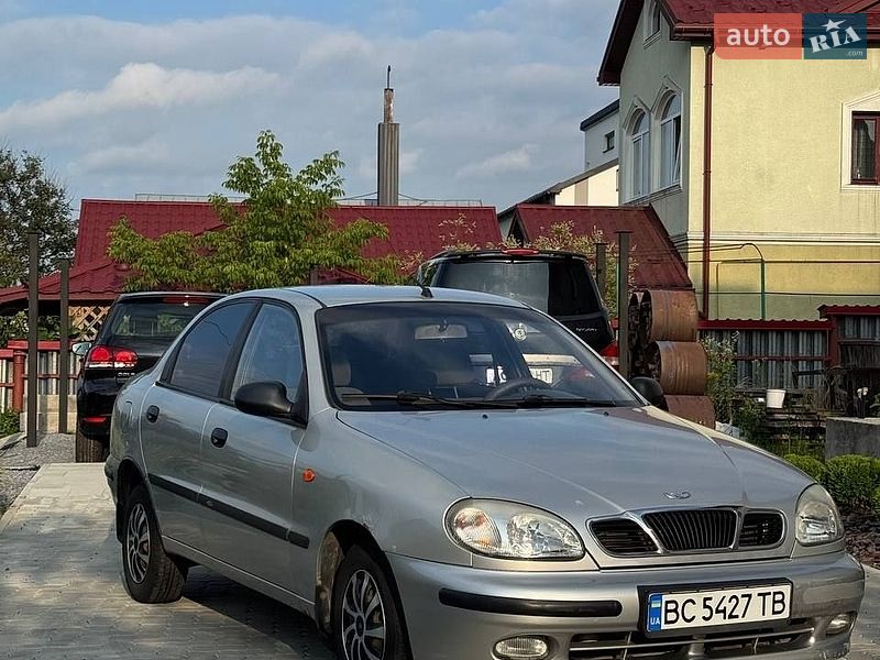 Седан Daewoo Lanos 2005 в Львові