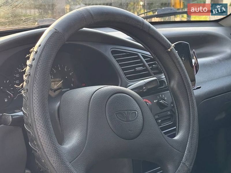 Седан Daewoo Lanos 2005 в Львові