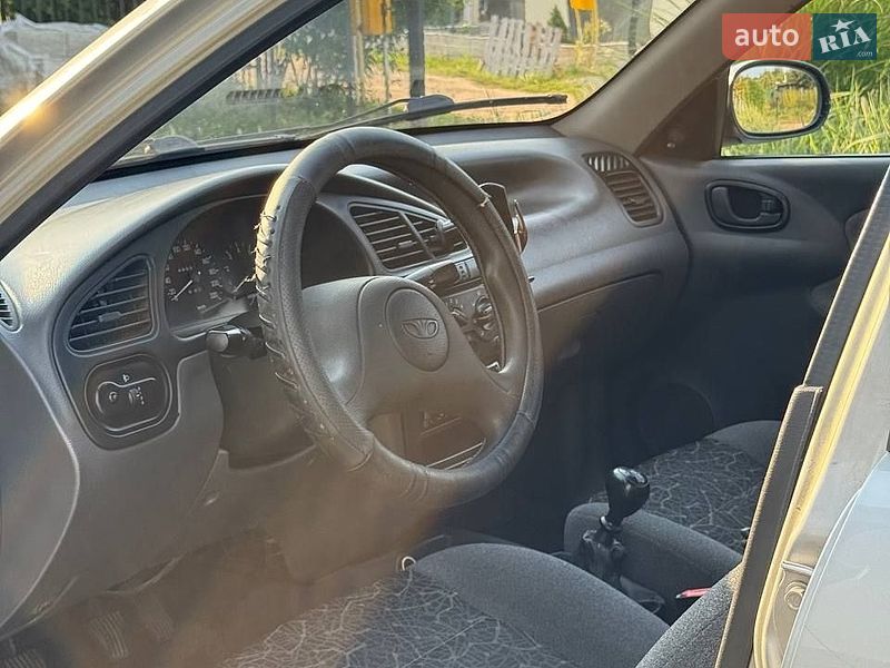 Седан Daewoo Lanos 2005 в Львові