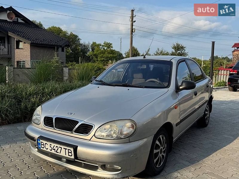 Седан Daewoo Lanos 2005 в Львові