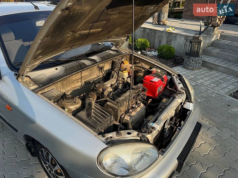 Седан Daewoo Lanos 2005 в Львові