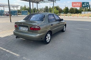 Седан Daewoo Lanos 2003 в Николаеве