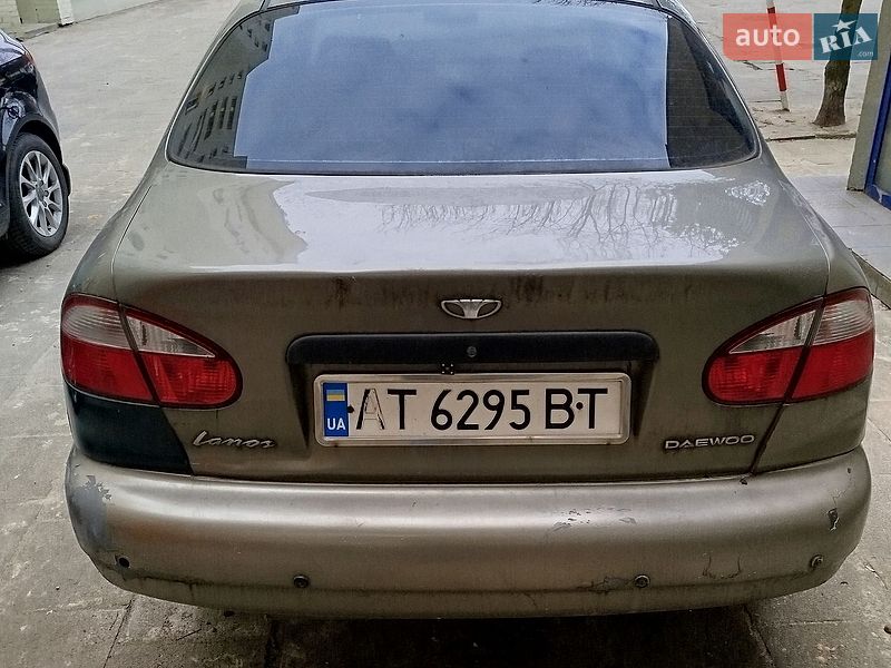Седан Daewoo Lanos 2003 в Івано-Франківську