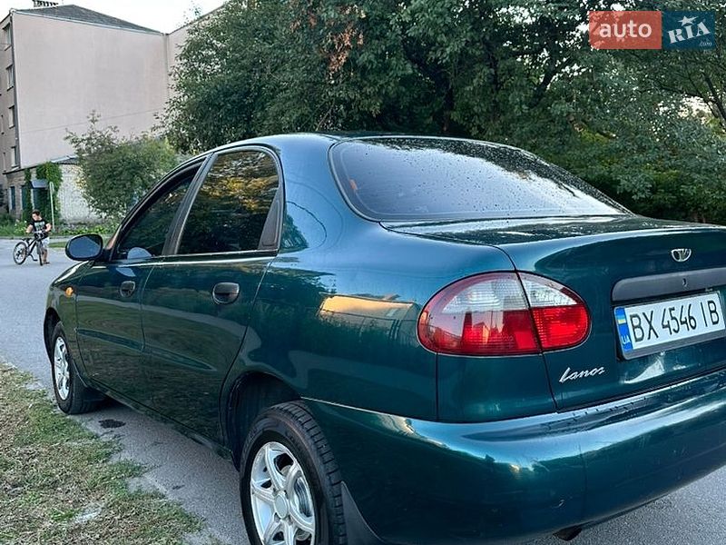 Седан Daewoo Lanos 2004 в Хмельницком